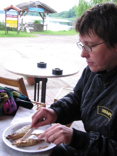 Savumuikkuja pohjoissaksalaiseen tapaan. Schaalsee, Saksa.