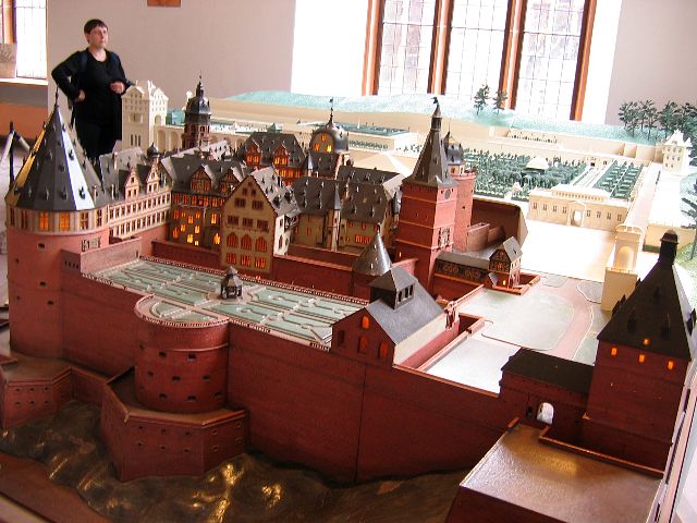 Heidelbergin linnan pienoismalli. Heidelberg, Saksa.