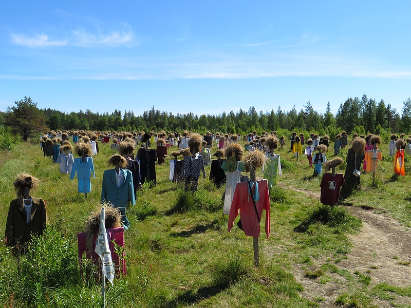 Hiljainen kansa. Suomussalmi 11.7.2014.